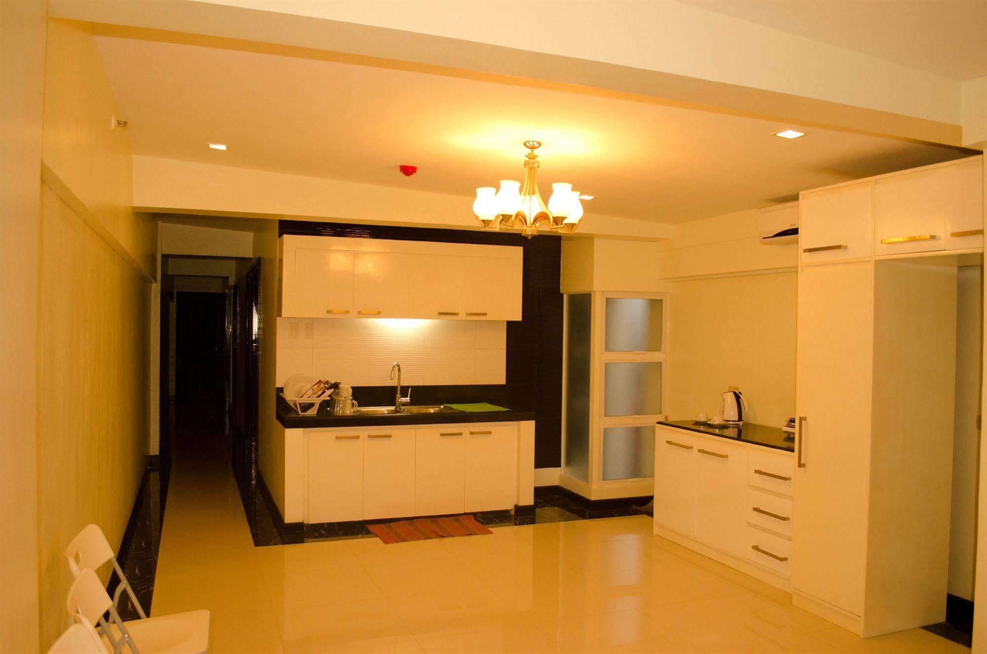 Reddoorz Near Sm 公主港 外观 照片